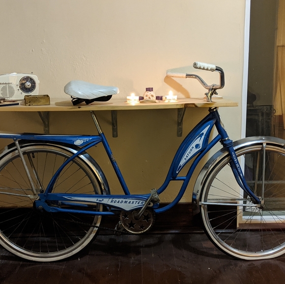 Barber Shop Collectibles, Unique Items, Art and More - Picture 2 of 2